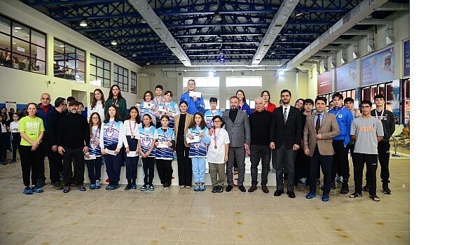 Kahramankazan’ın Genç Kulaçları Madalyaları Topladı!