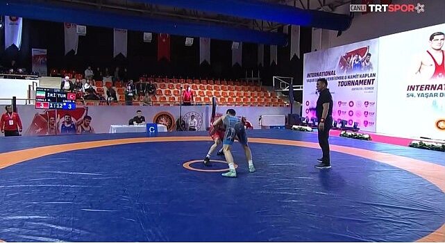 Kemer’de güreş etkinliği