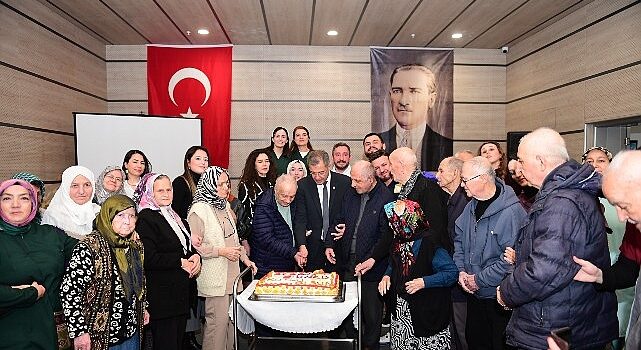 Osmangazi Belediyesi Alzheimer Gündüz Bakım Evi 3. Yılını Kutladı